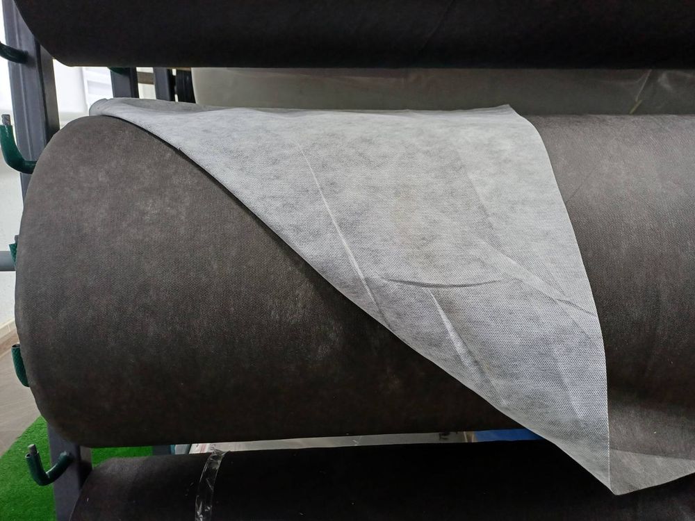 Спанбонд черно-белый (пог.м)1.60 60 г/м2